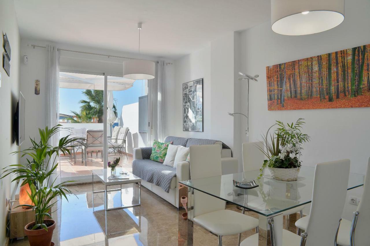 Urbanizacion Galera Sun Apartment Estepona Ngoại thất bức ảnh